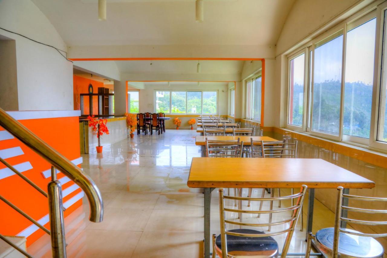 Hotel Jk Grand Yercaud Buitenkant foto