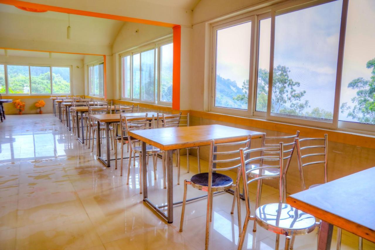 Hotel Jk Grand Yercaud Buitenkant foto