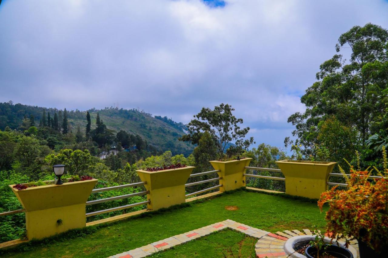 Hotel Jk Grand Yercaud Buitenkant foto