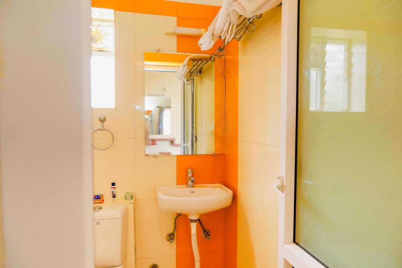 Hotel Jk Grand Yercaud Buitenkant foto