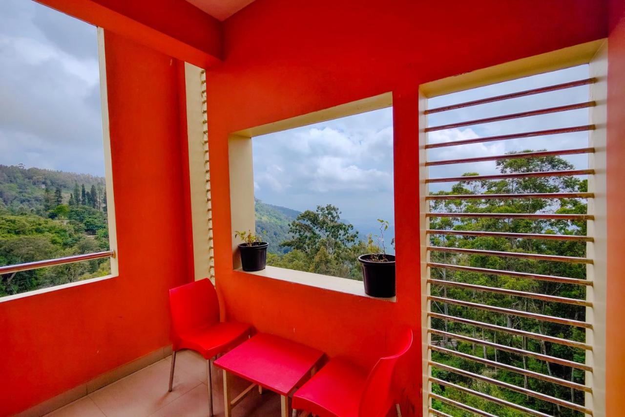 Hotel Jk Grand Yercaud Buitenkant foto